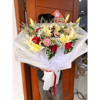 Gambar Berryman FRESH LILY BOUQUET EXTRA LARGE SIZE - Buket Bunga Asli Buket Segar Buket Lily Bunga Lily Harum Florist Buket Wisuda Bunga Hadiah Ulang Tahun Florist Flower Bucket Flower Bouquet Bloom Bouquet Bucket Buket Wisuda Bucket Ulang Tahun dari Berryman Market undefined 4 Tokopedia