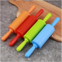 Gambar BAJ Rolling Pin Silikon Mini 23CM / Penggiling Adonan Anti Lengket Dough Rolling Pin Plastik Rol Putar Pemipih Penipis Olahan Kue Pizza Kulit Pangsit Serbaguna PR174 dari Rizkytailor undefined 1 Tokopedia