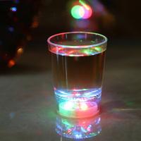 Gambar Terbaru, 1pc New Colorful Glowing Cup Pour Water and It Lights Up Inductive Transparent Cup KTV Bar dari Kitnight undefined 4 Tokopedia