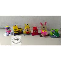 Gambar tempat pensil dari botol bekas /gelas plastik dan kain flanel kerajinan tangan/ tugas anak sekolah dari logit21 undefined 2 Tokopedia