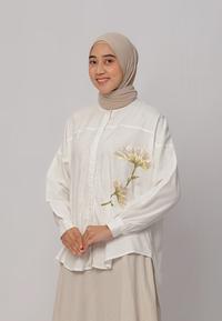 Gambar YALIL- SEKAR SHIRT NATURAL BY TUFINE X TENCEL - KEMEJA WANITA LINEN ORGANIK - Off White dari Yalil OL undefined 4 Tokopedia