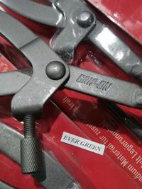 Gambar Grip On Kunci Treker Tahanan Kopling Cvt Universal Motor Matic . Kunci Trecker Penahan Buka Baut Mur Kampas Kopling Cvt Matic dari Ginarestore undefined 2 Tokopedia