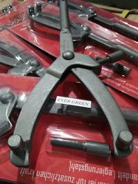 Gambar Grip On Kunci Treker Tahanan Kopling Cvt Universal Motor Matic . Kunci Trecker Penahan Buka Baut Mur Kampas Kopling Cvt Matic dari Ginarestore undefined 3 Tokopedia