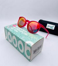 Gambar Goodr Sunglasses Kacamata Olahraga Lensa polarized Pink Series - pink biru ogs - pink fire ogs dari JO_Style undefined 5 Tokopedia