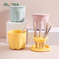 Gambar G0pr. Pembersih Make Up Brush Pembersih Kuas Make Up Rak Pengering Kuas - Cup Pink dari kasminemkain undefined 2 Tokopedia
