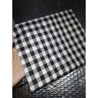 Gambar TAPLAK MEJA/KAIN PIKNIK KOTAK 200 X 150 - Hitam terbatas - Merah dari wulan1818 undefined 1 Tokopedia