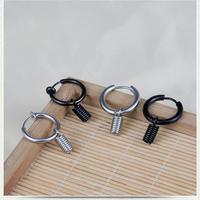 Gambar Anting jepit magnet pria tanpa tusuk / anting tusuk pria per korea / anting magnet pria / anting pria wanita / anting jepit pria / anting hitam / black earring / anting hitam silver pria / men earring / simple men earring / aksesoris fashion titanium A158 - SILVER TUSUK dari Tokowaityu undefined 5 Tokopedia