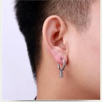 Gambar Anting jepit magnet pria tanpa tusuk / anting tusuk pria per korea / anting magnet pria / anting pria wanita / anting jepit pria / anting hitam / black earring / anting hitam silver pria / men earring / simple men earring / aksesoris fashion titanium A158 - SILVER TUSUK dari Tokowaityu undefined 2 Tokopedia