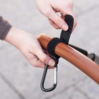 Gambar 2Pcs Baby Stroller Hook Shopping Pram Bag Hook Prop Hanger Stroll dari Kenari Studio undefined 2 Tokopedia
