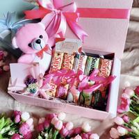 Gambar HAMPERS COKLAT SNACK BOX / KADO VALENTINE ULANG TAHUN WISUDA NATAL / dari BAYU ODADING undefined 4 Tokopedia