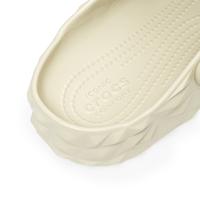 Gambar Crocs Classic Geometric Clog - Beige, 42/43 dari SANGKIL undefined 4 Tokopedia