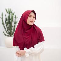 Gambar Jilbab Instan Bergo Hamidah Jersey Size M Menutup Dada dari Ruphacollection undefined 4 Tokopedia