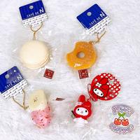 Gambar [READY STOCK] Cafe De N donut bite icing sugar squishy charm / white macaron squishy / stroberry banana squishy charm / Licensed Asli Jepang dari Tentang Anak undefined 1 Tokopedia