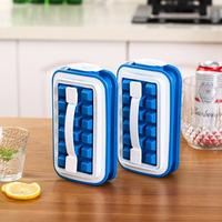 Gambar Ada Cetakan Es Batu Ice Cube Maker Silicone Food Grade Model Seperti Botol dari PUTRA YS undefined 3 Tokopedia