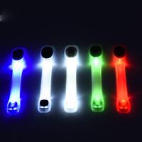 Gambar Light Night Safety Warning LED Luminous Arm Bracelet Flash Light Custom Logo Outdoor Sport Scamping Equipment Support Props dari Zephyr Gale undefined 5 Tokopedia