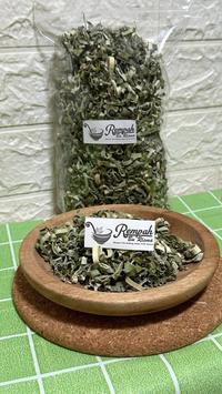 Gambar Daun pandan wangi kering dried pandan tisane Rempah Bu Risma - 10gr dari budhe sehat undefined 1 Tokopedia