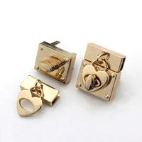 Gambar 1pcs Metal Heart Shape Turn Lock Special Twist Lock Clasp for Handbag Bag Purse Luggage Hardware Closure Bag Parts Accessories dari ANAK HAYAMM43 undefined 3 Tokopedia