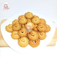 Gambar fResh- BISKUIT VANILLA RING MONDE BUTTER COOKIES KILOAN TERLARIS ISI 250 GRAM dari FoodEver-3 undefined 1 Tokopedia