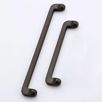 Gambar [6877-PB] Pearl Black Pull Aluminum Handle - Tarikan Laci Gagang Lemari Hitam Minimalis dari Handle House ID undefined 3 Tokopedia