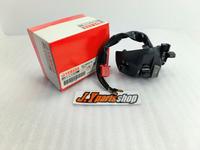 Gambar [DISKON] SWITCH HANDLE HOLDER SAKLAR KLAKSON LAMPU SEN SEIN KIRI JUPITER Z 110 BURHAN MX 135 LAMA OLD DAN NEW NJMX ORIGINAL YGP 1S7-H3973-22 [TERLARIS] dari Velya store 481 undefined 2 Tokopedia