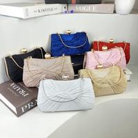 Gambar TAS PESTA JINJING IMPORT KONDANGAN WANITA MEWAH MURAH TERBARU 03 - Red dari Leniastore.id undefined 3 Tokopedia