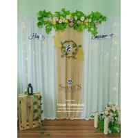 Gambar Dekorasi lamaran paket backdrop tunangan wedding akad simple ukuran 2,5 meter - HIJAUBOTOL, SUPERHEMAT dari R1mb4 Ray4 undefined 4 Tokopedia
