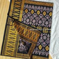Gambar ready!! Songket Bali Asli Couple Benang Mas | Songket Tenun Klungkung | Kain Bali Asli - Couple 3 dari TASCantikStore undefined 3 Tokopedia