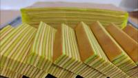 Gambar Kue Lapis Legit pandan 17x9cm kue Lapis legit Enak Murah Basah Gratis Ongkir dari WIDI wedede undefined 3 Tokopedia