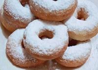 Gambar Donat satu box /donatMeises Ceres/campur/keju/satu box isi 10 pcs Donat Bima sweet bakery/10pcs-donat empuk/Donat coklat asli /coklat Meises elmer/bebas pengawet-halal dari WIDI wedede undefined 4 Tokopedia