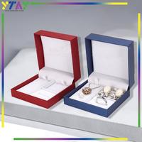 Gambar Box Jewelry Perhiasan Box Perhiasan Emas Kotak Perhiasan Emas 1 Set  Jewelry Gift Box Kotak Set Perhiasan - Emas dari GudangDeal undefined 1 Tokopedia