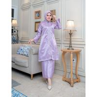 Gambar Urmila - setelan baju kurung Irian Melayu~~kebaya baju kurung Payet ZIG ZAG~~ kebaya kekinianan dengan tampilan model terbaru baju kurung ini cocok banget untuk acara pesta//kondangan//wisuda dari Urmila Collection1 undefined 4 Tokopedia
