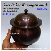 Gambar Guci Bokor kuningan 05 ( D16 x 18cm ) Tempat Dupa Ratus Wadah Air Suci Bali Guci no5 P8T hiolo Brass gentong bakar kemenyan buhur aromaterapi dari sang store2 undefined 1 Tokopedia
