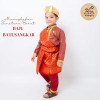 Gambar (Langsung Diproses) Pakaian Adat Minangkabau Anak Sumatera Barat Minang Padang Laki Laki | Grab/Gosend dari tokosharri undefined 4 Tokopedia