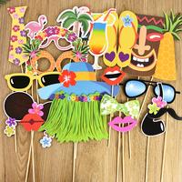 Gambar 1/23Pcs Hawaii Party Photo Booth Props Pineapple Flamingo Photo Props Frame Summer Beach Pool Party Tropical Aloha Party Decor dari Vegeance undefined 3 Tokopedia