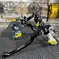 Gambar MASTER REM RCB S1 FACE LIFT SILVER DAN BLACK UNIVERSAL - SILVER BLACK, KANAN dari Aneka Motor Variasi undefined 1 Tokopedia