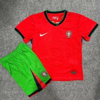 Gambar Setelan Bola Anak Portugal Kids Set Jersey Portugal Baju Bola Anak Portugal Kaos Bola Anak Portugal Bisa Custom Nameset Bisa Custom Nama Punggung Cristiano Ronaldo XV KIDS JAKARTA - Home tanpa NS, Ukuran 16 Nafa - Away tanpa NS, Ukuran 16 dari Nafa Sport undefined 3 Tokopedia