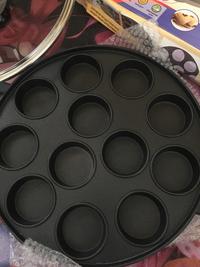 Gambar HAPPY CALL Cake pan 12 LUBANG TEFLON Cetakan kue LUMPUR SORGA Cubit AP Termurah dari agungsar market undefined 2 Tokopedia