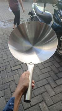Gambar Vavin Wajan Wok Nasi Goreng 32 cm Kuali Nasgor Gagang 1 Panjang dari Home Electro undefined 3 Tokopedia