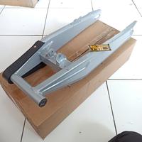 Gambar Sasis Swing Arm Honda CRF 150 Model KTM 250 Long Silver Hutech dari Tri mulya31 undefined 3 Tokopedia
