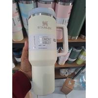 Gambar (Langsung Diproses) Ready Stock Botol.Minum Tumbler Stnley Quencher 40oz dari pangpang seller undefined 2 Tokopedia