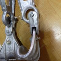 Gambar Thesimps Suspension Clamp Breket 50-70 Mm² Gantungan Kabel Twis Sr dari thesimps undefined 1 Tokopedia