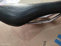 Gambar Termurah Sadel Sepeda RB Road Bike Mtb Bmx Lipat Balap Vader Putih Hole Lubang Not Velo Specialized Selle Royal Wtb dari lorempisum toko undefined 5 Tokopedia
