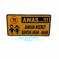 Gambar Rambu Peringatan Banyak Anak-Anak. Rambu Pelan Pelan Banyak Anak Kecil dari versastore undefined 3 Tokopedia