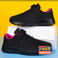 Gambar sepatu anak sekolah tk sd perempuan laki laki usia 3 4 5 6 7 8 9 10 11 12 tahun / sneaker anak sekolah full hitam cewek cowok umur 3 4 5 6 7 8 9 10 11 12 tahun / sepatu spatu anak sekolah hitam laki laki wanita / sepatu anak sekolah dari SutinaShoep undefined 4 Tokopedia