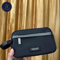 Gambar GIFT SET VERSACE EROS FLAME 100ML dari Royal&#39;ClaS Parfum undefined 1 Tokopedia
