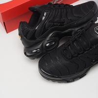 Gambar Nike Air Max Plus TN Triple Black dari malikaa anwarr#2 undefined 4 Tokopedia