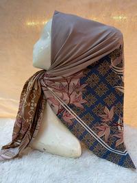 Gambar Paket Hijab segi empat motif grosir 100 Rb 6pcs/jilbab motif voal/SEGI 4 warna motif random/ kerudung Paket usaha 6 pcs Pemula dari baiev akegio manrahi88 undefined 5 Tokopedia