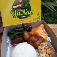 Gambar NASI GUDEG KOMPLIT AYAM SUWIR - PAKET NASI KOTAK / LUNCH BOX ON SALE dari Andromedastore7 undefined 1 Tokopedia