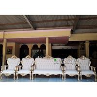 Gambar Kursi Pelaminan Ukiran Meh Kursi Sofa Pengantin 1 Set Sofa Ukir Furniture Jepara dari asitibusana543 undefined 1 Tokopedia