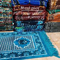 Gambar Isi 50Pcs Souvenir Sajadah Kecil Turki Beludru 35X60Cm/ Gokkusagi/ Souvenir Haji Umroh Tahlilan Pernikahan (Best Quality) dari Souvenir Office Market undefined 5 Tokopedia